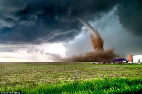 Menacing tornado strikes farmland in rural Colorado. | Storm, Storm ...