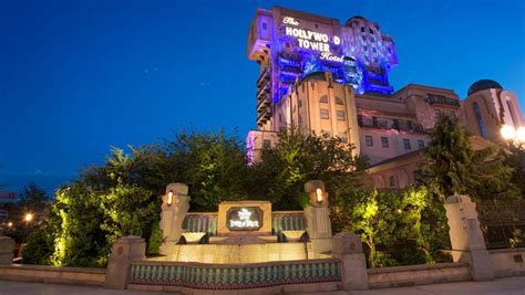 Extinct Attractions: The Twilight Zone Tower of Terror - LaughingPlace.com