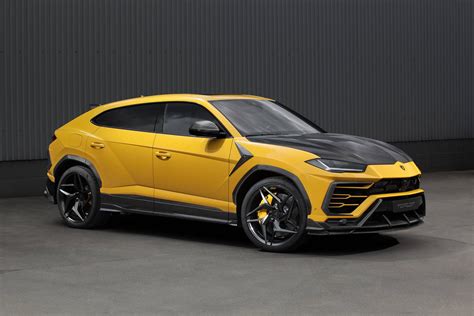 Lamborghini URUS yellow / TopCar