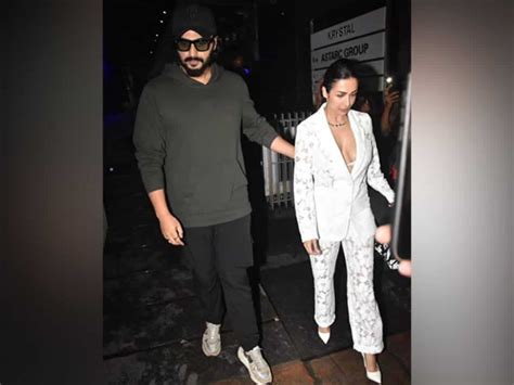 Arjun Kapoor-Malaika Arora step out for dinner date