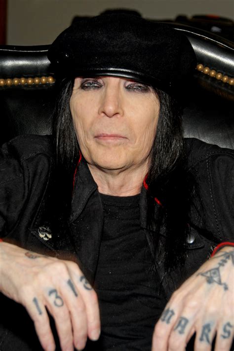 Mick Mars - Wikipedia