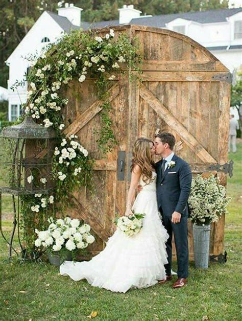 Barn Door Replica Rustic Backdrop Wedding Ceremony Backdrop | Etsy Outdoor Backdrops, Rustic ...