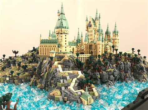 Micro Scale LEGO Hogwarts That Packs 75K Pieces Is Utterly Breathtaking