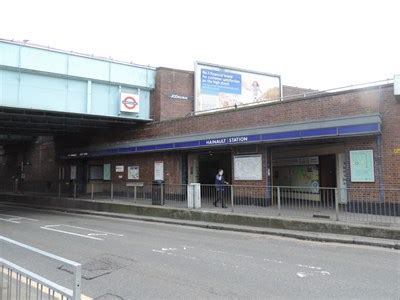 Hainault Underground Station - New North Road, Hainault, Essex, UK - Wikipedia Entries on ...