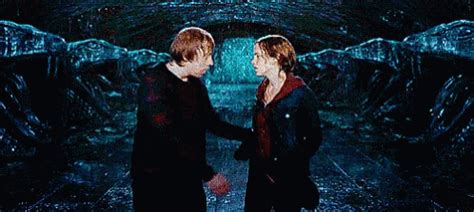 Kiss Hermione GIF - Kiss Hermione Ron - Discover & Share GIFs