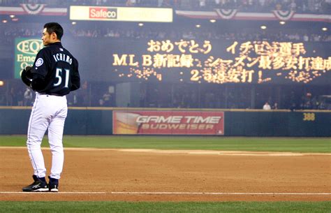 Ichiro Suzuki - MLB: Ichiro Suzuki's Quest for 3,000 Hits - ESPN