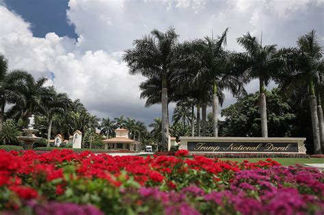 Trump Pitch for Doral Resort to Host G-7 Draws Democrats' Probe - Bloomberg