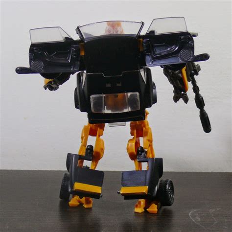 Blog Transformers.com: 1069: High Octane Bumblebee de Transformers 4 "Age of Extintion"