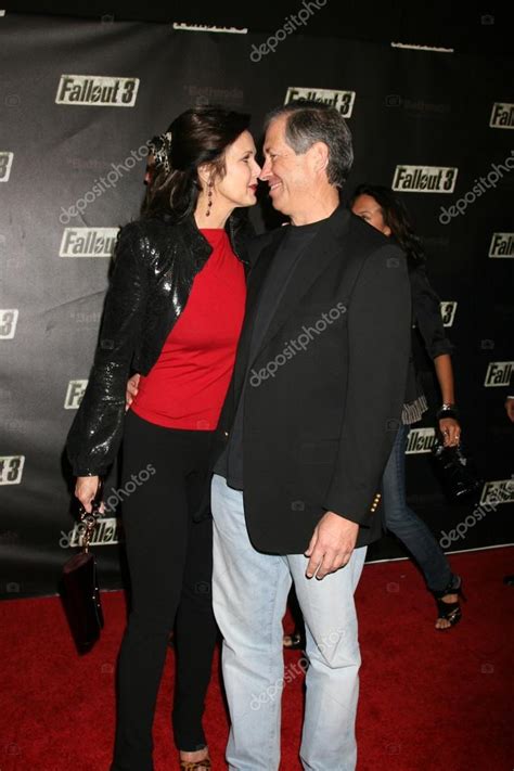 Lynda Carter and Husband – Stock Editorial Photo © Jean_Nelson #12963607