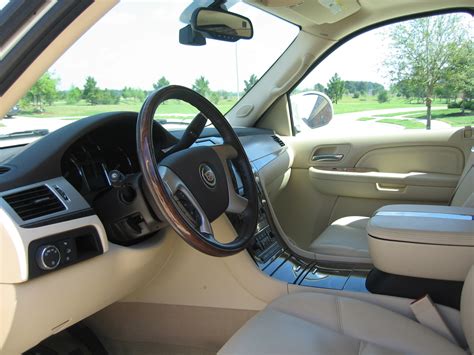 2007 Cadillac Escalade - Interior Pictures - CarGurus