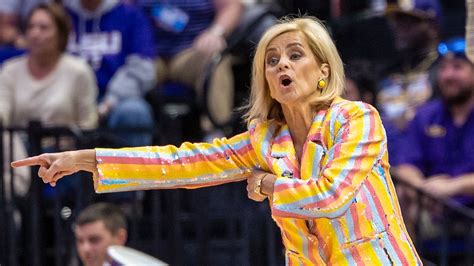 LSU’s Kim Mulkey shrugs off piece released ahead of Sweet 16, profiling rifts during career ...