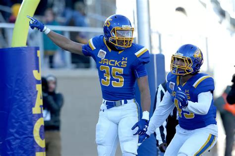 South Dakota State Preview: #3 Jackrabbits at Iowa State