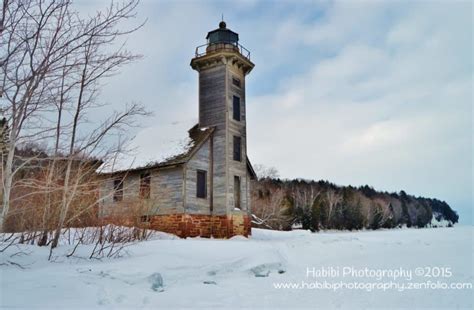 44 Beautiful Lighthouses in Upper Peninsula Michigan