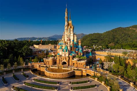 Castle of Magical Dreams Hong Kong Disneyland-4 ~ Daps Magic