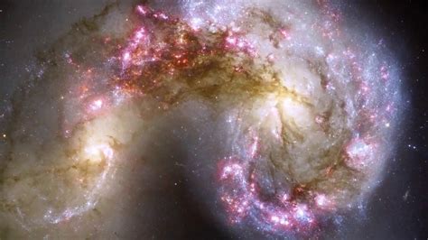 Hubble Sees Huge Star Clusters in the Antenna Galaxies | Video - YouTube