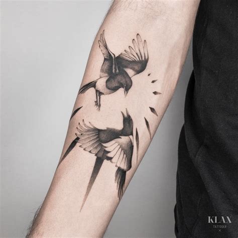 23+ Moth And Magpie Tattoo - NyliaDerryn