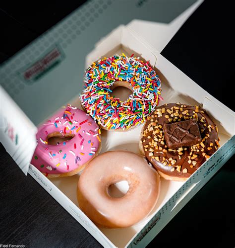 Turns Out A Krispy Kreme Donut Glazed 25 Times Isn’t All That Appetizing | 12 Tomatoes