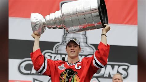 Jonathan Toews, Chicago Blackhawks to part ways, GM Kyle Davidson ...