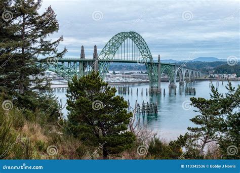 Yaquina Bay Bridge in Oregon Editorial Photo - Image of lighthouse ...