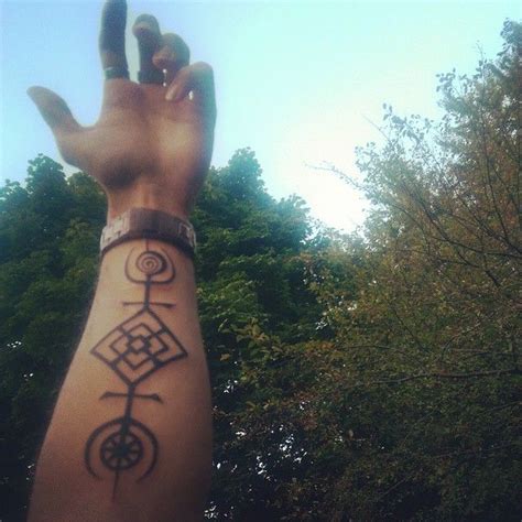 dewymossempire: “ The Sigil of the Tree of Life. A tribal Druidry symbol. The top [at my elbow ...