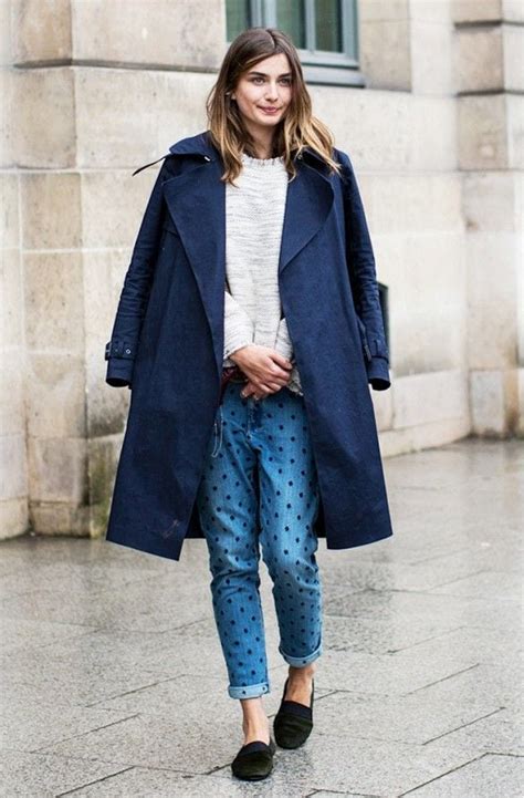 17 Cute Outfits to Wear with Loafers for Women This Season