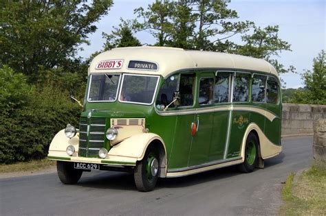 1950 Bedford OB ACC 629 | Bus coach, Old school bus, Bedford truck