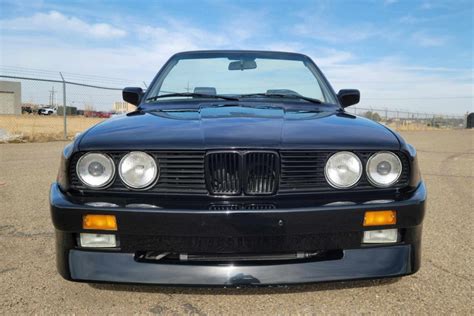 1989 BMW 325i Convertible | MAG Auctions