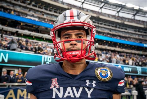 DVIDS - Images - Army-Navy Football Game [Image 1 of 16]