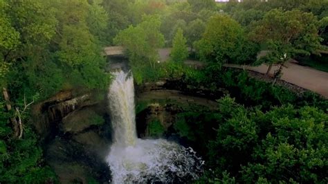 Minnehaha Park | Minneapolis Minnesota - YouTube