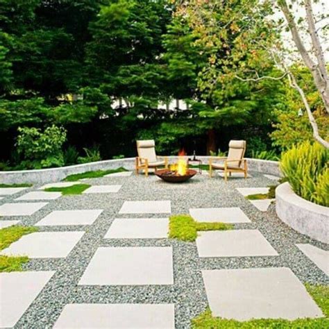 1000+ ideas about No Grass Landscaping on Pinterest | Front yards ... | Small backyard ...