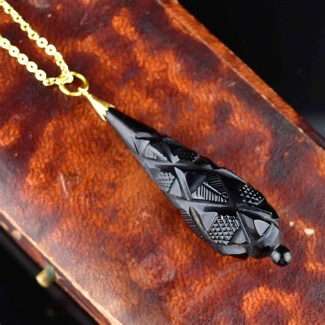 Carved Whitby Jet Victorian Pendant Necklace – Boylerpf