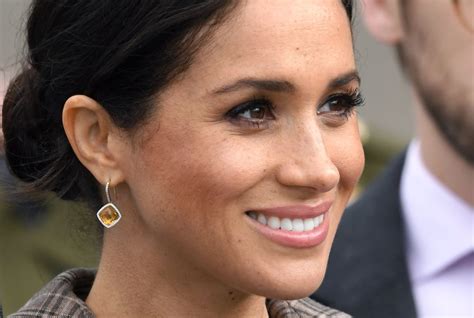 Finding the Best Shade For Your Skin Tone | Meghan Markle Wears Lip Liner | POPSUGAR Beauty Photo 6