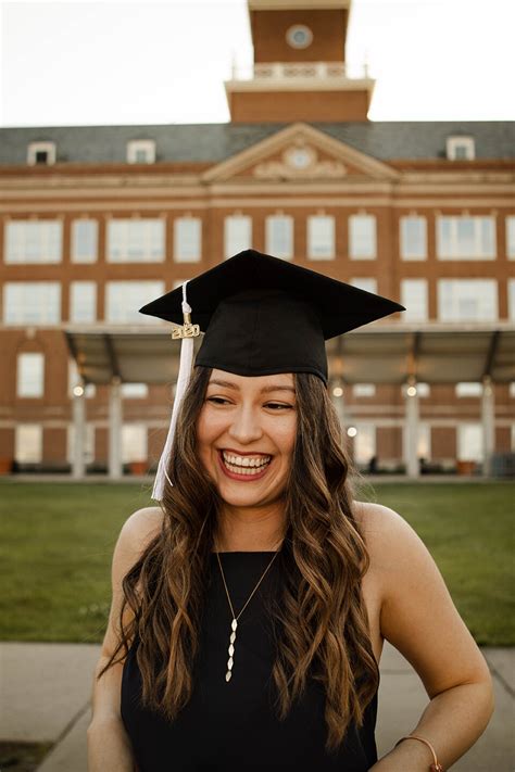 University of Cincinnati Graduation Photos — Karly Christine Photography