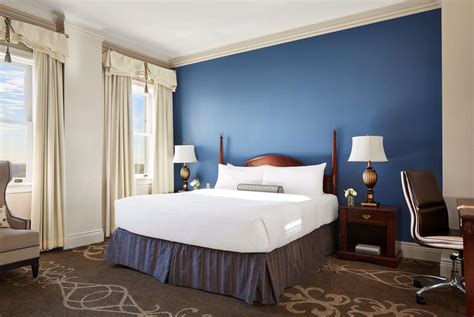 The Fairmont Hotel Macdonald in Edmonton (AB) - Room Deals, Photos & Reviews