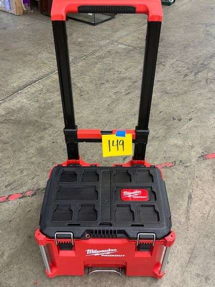 MILWAUKEE PACKOUT ROLLING TOOL BOX - Earl's Auction Company