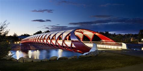 Peace Bridge / Calgary (Gallery) - Santiago Calatrava – Architects ...