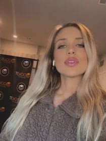 Lauren Cowling – Bio, Birthday, Age, Video | Cameo