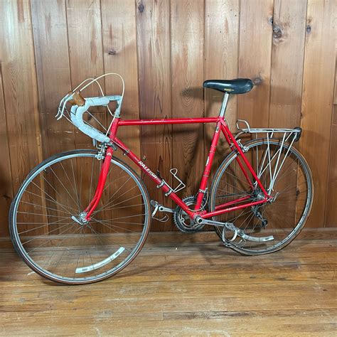 VINTAGE RED ENGLISH RALEIGH BICYCLE