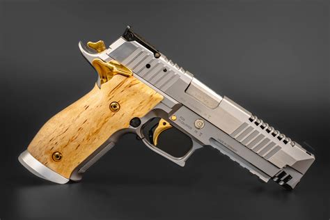 Top 10 Global Semi-Automatic Pistols - Discover Craftsmanship | Korriphila