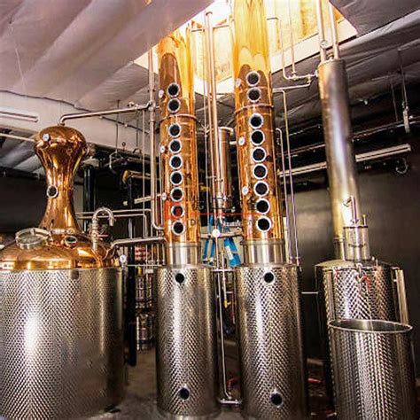 300L, 500L, 1000L Vodka/Brandy/Whiskey Copper High Concentration Alcohol Distilling Equipment ...