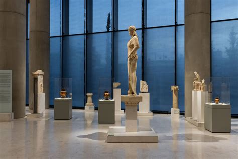 Acropolis Museum presents: The world of employment in ancient Athens - Neos Kosmos