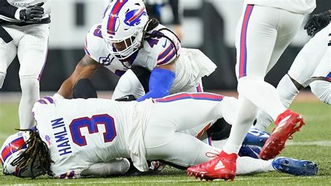 What happened to Buffalo Bills' Damar Hamlin? Doctor explains player's ...