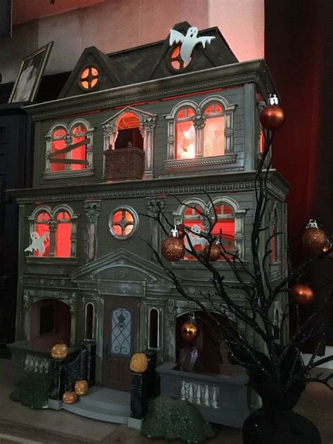 Haunted doll house #haunteddollhouse Haunted doll house Arts and Crafts ...