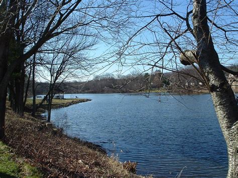 Watchung, NJ : A shot of Watchung Lake at an angle few view it at. photo, picture, image (New ...