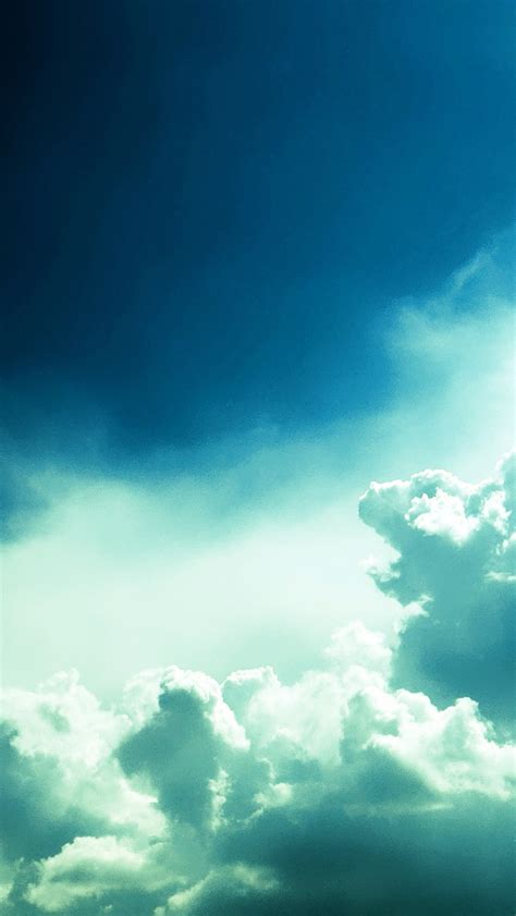 Dreamy Clouds Sky iPhone Wallpapers Free Download