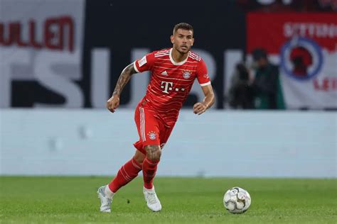 Bayern Munich's Hasan Salihamidžić announces Lucas Hernández extension ...