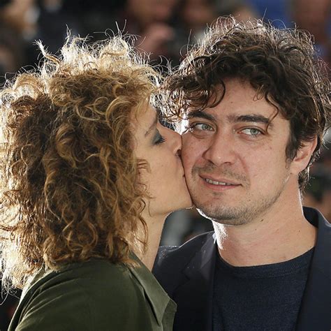 Valeria Golino e Riccardo Scamarcio: le foto della loro storia d'amore ...