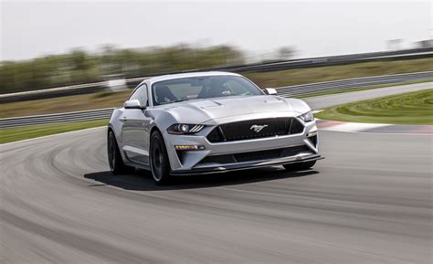 The 2018 Ford Mustang GT Performance Package Level 2 Edges Toward Shelbyville | Review | Car and ...