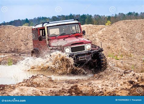 Toyota Land Cruiser 40 Off Road Stock Image - Image of automobile, toyota: 93390283