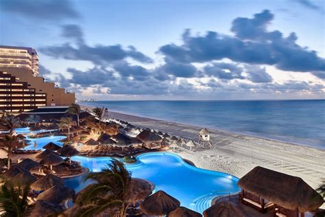 JW Marriott Cancun Resort & Spa in Cancun | Best Rates & Deals on Orbitz